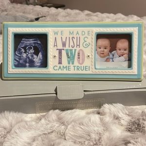 TWINS Photo Frame w/Box